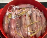 Hình bước làm 3 của món Mực Hấp Cuốn Bánh Tráng