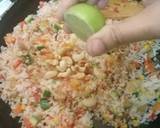 Thai style fried rice with pineapple recipe step 12 photo