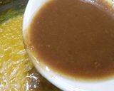 A picture of step 3 of Moong ki khati tarkay wali daal.