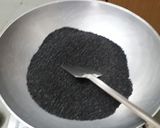 કાળા તલની લાડુડી (Black Til Ladu Recipe In Gujarati) રેસીપી સ્ટેપ1ફોટો