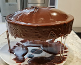 Foto del paso 10 de la receta: Bizcocho de leche condensada y cacao con cobertura de chocolate