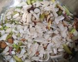 फ्रूट आइसक्रीम (Fruit Icecream recipe in hindi) रेसिपी चरण 3 फोटो