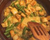 Foto del paso 6 de la receta: Calamar al curry con judías verdes