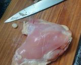 Foto del paso 2 de la receta: Pollo al horno con papas y lemongrass 🍗🥔