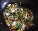 Foto langkah ke 5 dari resep Tumis buncis,wortel,jagung,ayam (menu diet sehat).