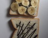 A picture of step 1 of Banana sandwich.