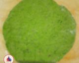 A picture of step 4 of Bathua paratha.