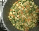 Foto del passaggio 1 della ricetta Tagliatelle fantasia alle zucchine