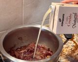 Foto del paso 1 de la receta: Hígado de ternera a la plancha con cebollas caramelizadas