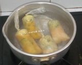 Foto langkah ke 3 dari resep Rolade Telur Asam Manis.