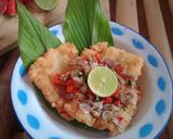 Foto langkah ke 8 dari resep Telur Geprek Sambal Matah.