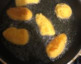 Foto del paso 3 de la receta: Arepitas de harina de maíz