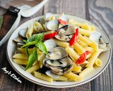 A picture of step 9 of Garlic Clam Pasta.