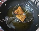 A picture of step 2 of Fenugreek leaves poory.