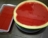 Foto langkah ke 5 dari resep Semangka Dalam Semangka.