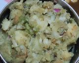 A picture of step 8 of Pani Puri kolkata style.