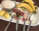 A picture of step 2 of Banana soth.