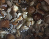 Foto del paso 1 de la receta: Ñoquis de patata con queso, y setas