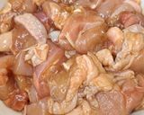 รูปขั้นตอนการทำที่ 1 ของ ข้าวหน้าไก่และไข่แบบญี่ปุ่น (Oyakodon)