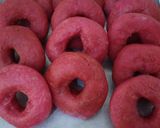 Foto langkah ke 5 dari resep Donat red velvet.