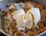Foto del paso 2 de la receta: Tarta de jamón, queso y repollo