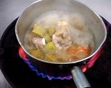 รูปขั้นตอนการทำที่ 3 ของ ไก่ต้มหน่อไม้สด