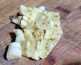 Foto del paso 1 de la receta: Omelet con plátano fruta y queso mozzarella