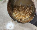 Foto del passaggio 3 della ricetta Croccante di pinoli