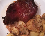 Foto del paso 5 de la receta: Cochinillo fácil al orégano al horno con patatas