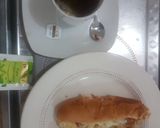 A picture of step 7 of Hot dog and peppermint tea.
