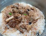 A picture of step 5 of Mutton Pulao.