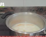 A picture of step 3 of Leche Frita.