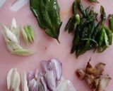 Foto langkah ke 1 dari resep Udang Kuah Cabe Ijo.