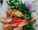 Foto langkah ke 1 dari resep Kerang kupas cabe hijau.