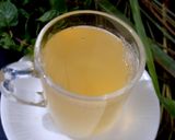 A picture of step 3 of Lemon grass and mint tea.