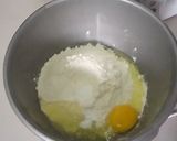 Foto langkah ke 2 dari resep Bolu kukus gula merah.