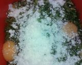 Foto del paso 4 de la receta: Tortitas de espinaca con cilantro y queso