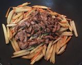 家常馬鈴薯炒肉絲的食譜步驟5照片