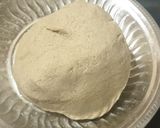 A picture of step 4 of Bajra roti.