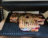 A picture of step 2 of Vegetable stuffed cheese grilled sandwich.