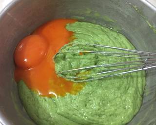 Pandan Suji Chiffon cake (cendol chiffon cake) 🤔 - Step 6