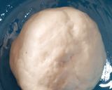 Foto langkah ke 3 dari resep Bakpao Jamur Isi Selai Strawberry (no mixer).