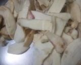 A picture of step 1 of Sweet Potato Chips.