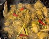 A picture of step 5 of Vietnamese Chicken Lemongrass | Gà Kho Sả Ớt.