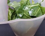 Foto del paso 1 de la receta: Licuado de acelgas y plátano
