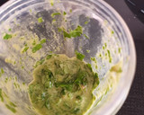 Foto del paso 2 de la receta: Rodaballo con limón, cilantro y tahini y verduras asadas