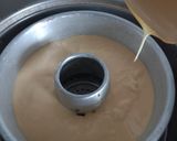 Foto langkah ke 6 dari resep Bolu Kukus Ketan Hitam Keju.