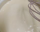 Foto langkah ke 2 dari resep Strawberry Cheese Pudding.