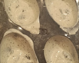 Foto del paso 3 de la receta: Huevo de Pascua oreo con cáscara rellena de dulce de leche
