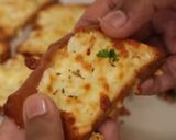 ગાર્લીક બ્રેડ(Garlic Bread Recipe In Gujarati) રેસીપી સ્ટેપ4ફોટો